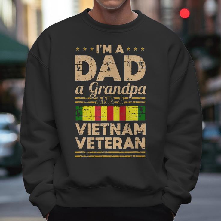 Dad Grandpa Vietnam Veteran V2 Men Sweatshirt