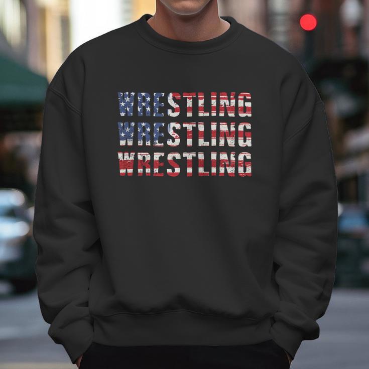 Distressed Usa Wrestling Gift American Flag Gift Men Sweatshirt