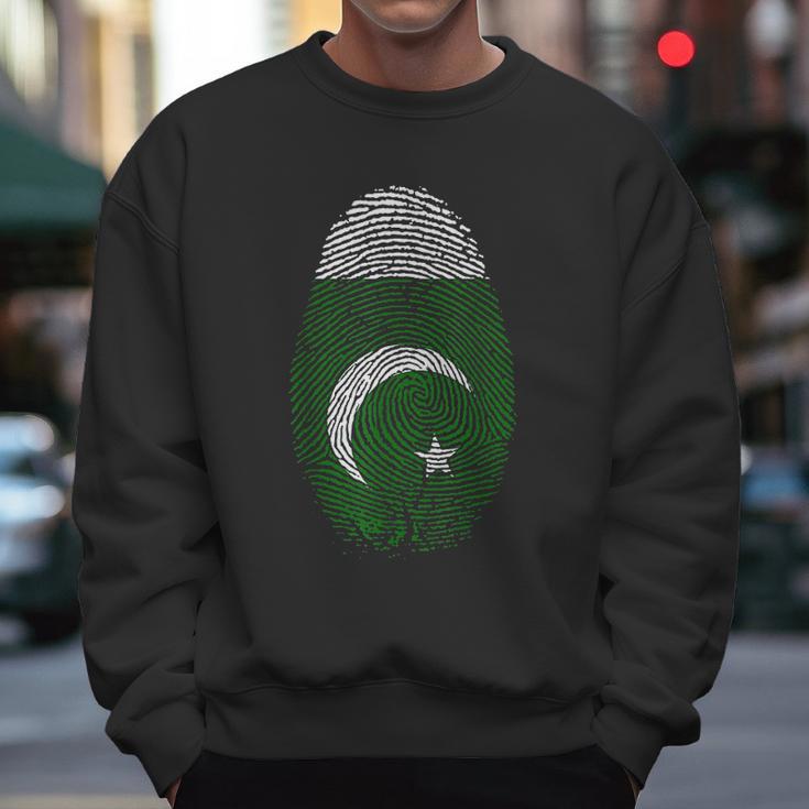 Flag Fingerprint It Is In My Dna Gift For Pakistani Men Sweatshirt