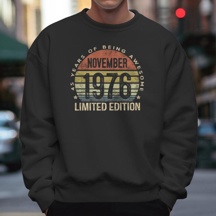 November 1976 Limited Edition 45Th Birthday 45 Years Old Men Men Sweatshirt