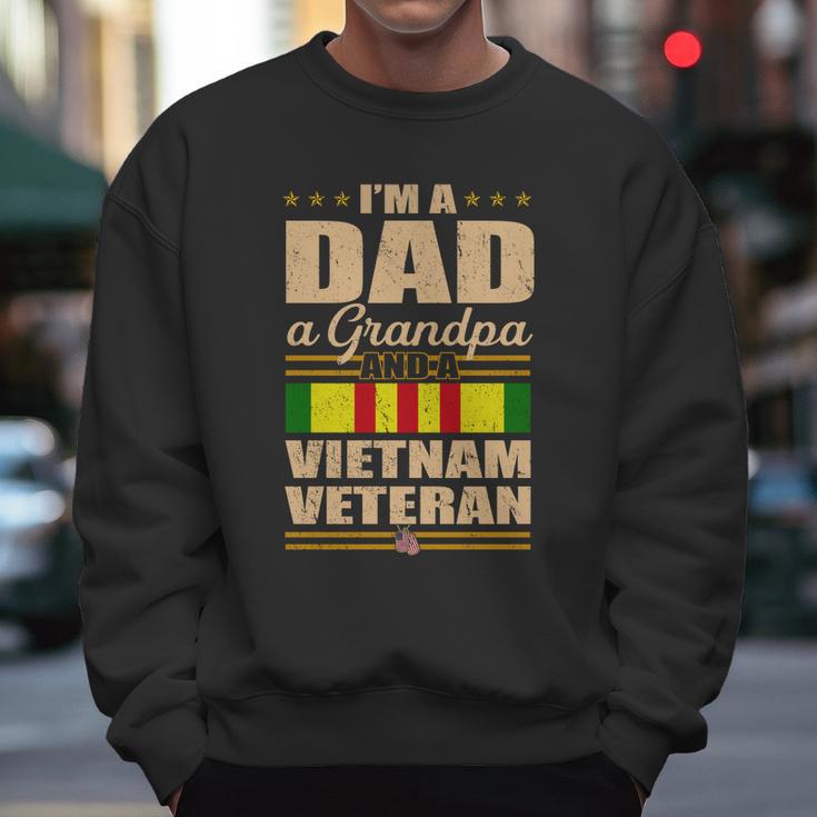 Veterans Day Im A Dad Grandpa And A Vietnam Veteran Meaningful Gift Graphic Design Printed Casual Daily Basic Men Sweatshirt