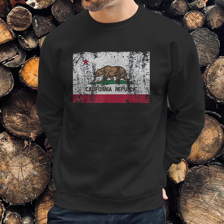 California Flag Republic Vintage Retro Official Bear Men Sweatshirt