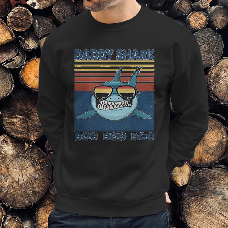 Daddy Shark Wears Sunglasses Dad Birthday Gifts Men Sweatshirt