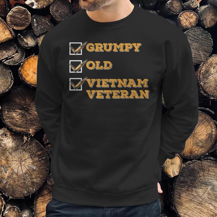 Funny Veteran Grumpy Old Vietnam Veteran Men Sweatshirt