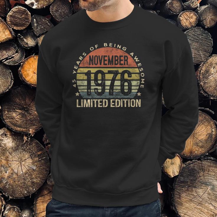 November 1976 Limited Edition 45Th Birthday 45 Years Old Men Men Sweatshirt