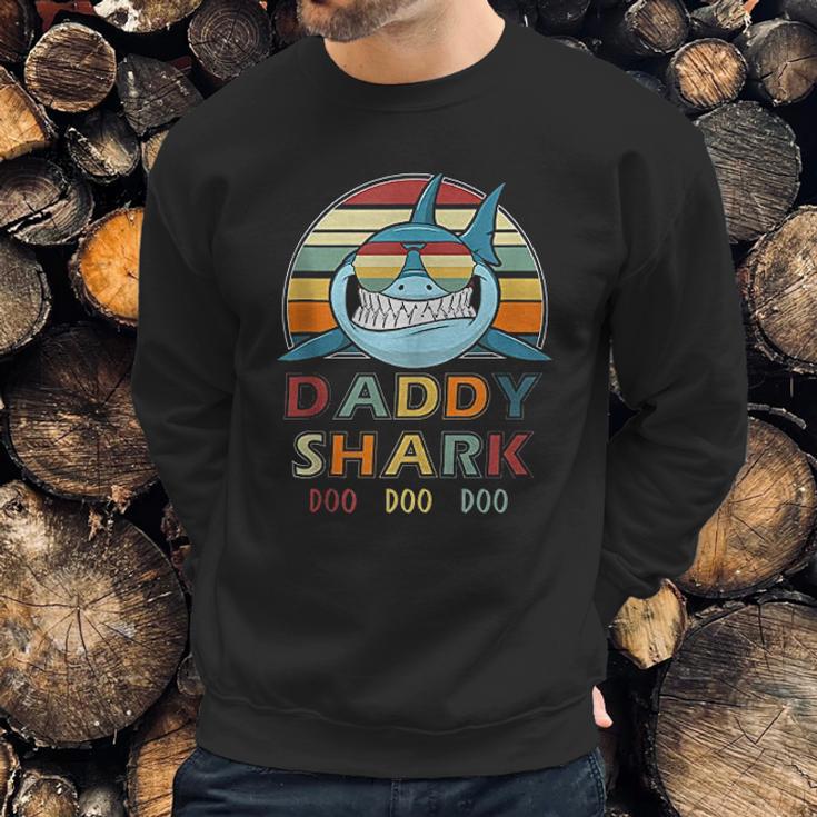 Retro Vintage Daddy Shark Men Sweatshirt