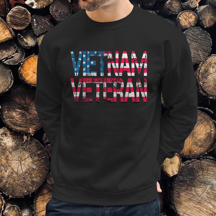 Vietnam Veteran Vintage Us Flag Vietnam Vets Gift Cool Gift Graphic Design Printed Casual Daily Basic Men Sweatshirt