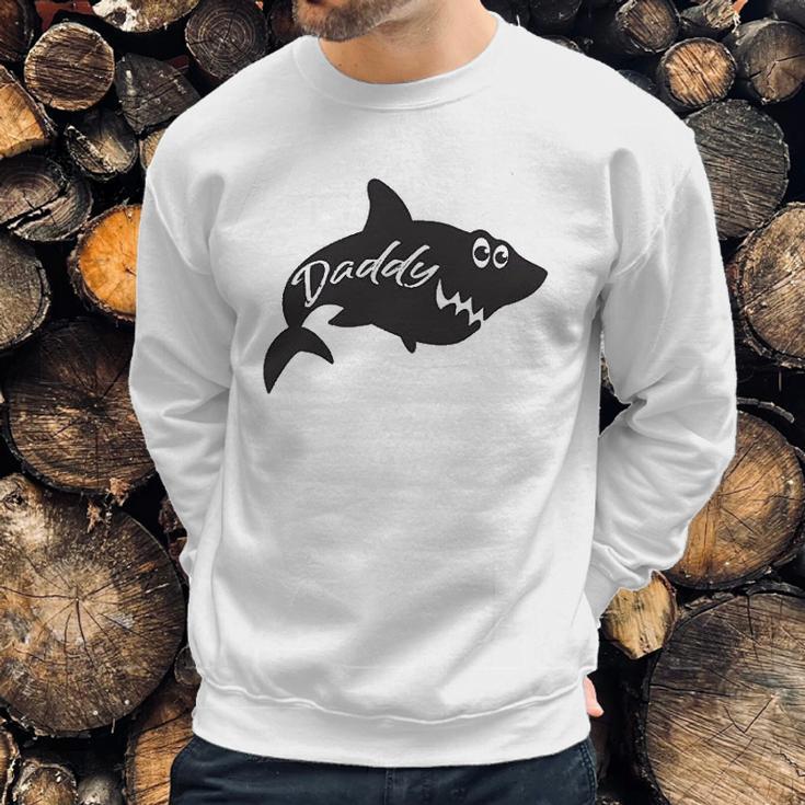 Daddy Shark Cute Funny Family Ocean Beach Summer Vacation Men Sweatshirt