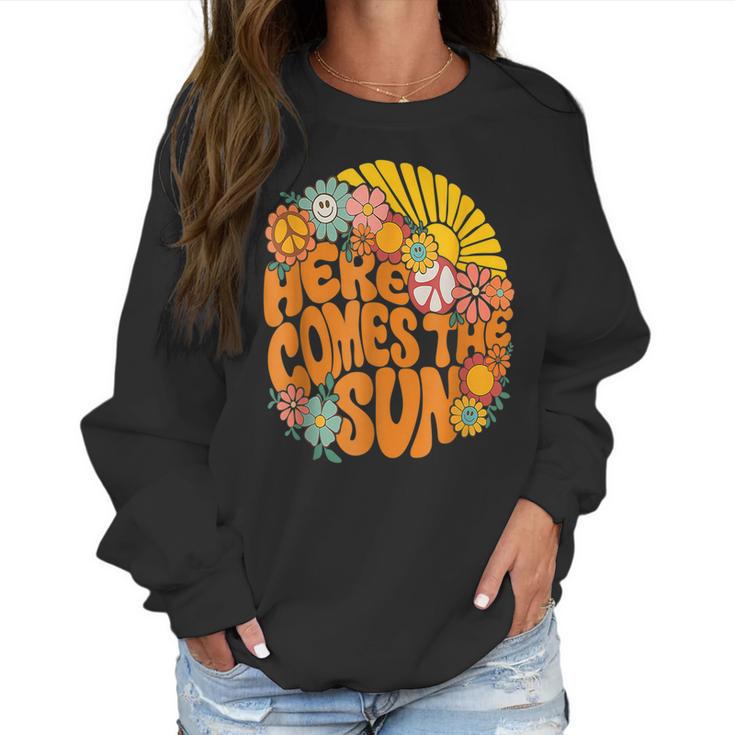 Retro Here Comes The Sun Floral Summer Family Vavation 2022  Men Women T-Shirt Graphic Print Casual Unisex Tee Women Sweatshirt