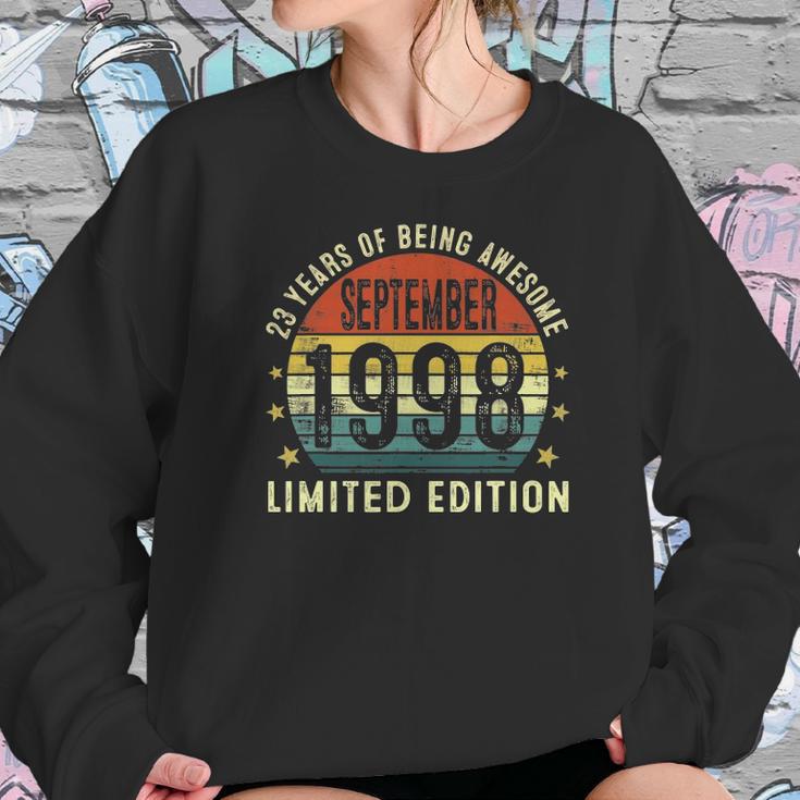 23 Years Old Vintage September 1998 23Rd Birthday Men Women Women Sweatshirt Gifts for Her