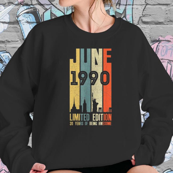 31St Birthday Decorations June 1990 Men Women 31 Years Old Women Sweatshirt Gifts for Her