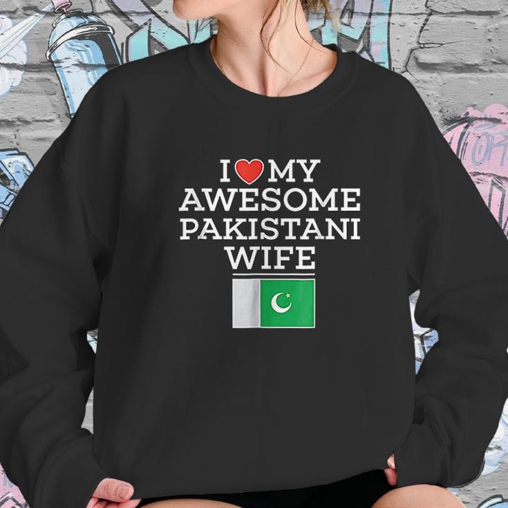 I Love My Awesome Pakistani Wife Flag Heart For Husband Women Sweatshirt Gifts for Her