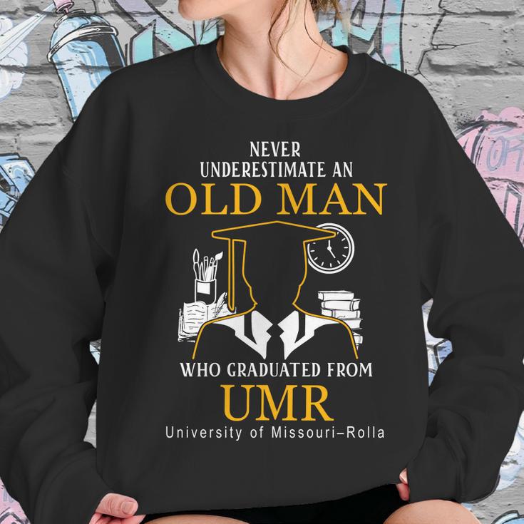 Never Underestimate An Old Man Who Graduated From Umr University Of Missouri–Rolla Women Sweatshirt Gifts for Her