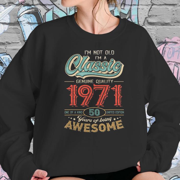 Im Vintage Made In 1972 50Th Bithday Gift 50 Years Old Women Sweatshirt Gifts for Her