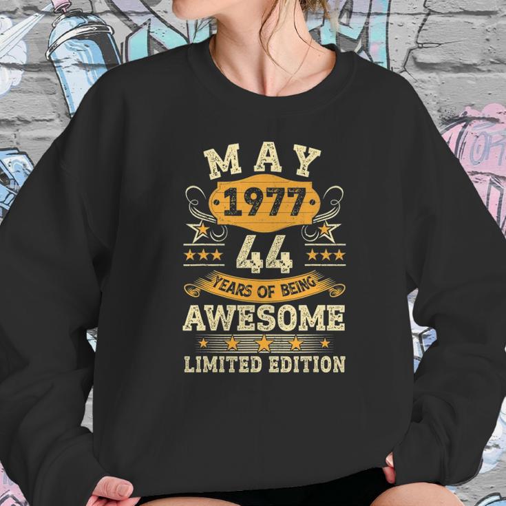 Vintage May 1977 44Th Birthday Men Women 44 Years Old Women Sweatshirt Gifts for Her