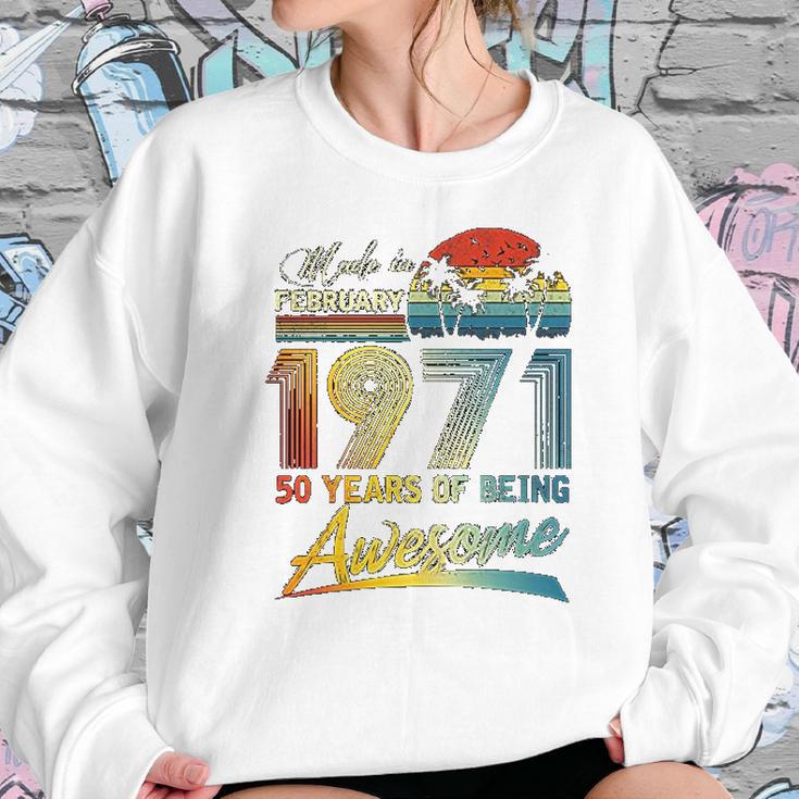 50Th Birthday Gift Vintage Retro February 1971 50 Year Old Women Sweatshirt Gifts for Her