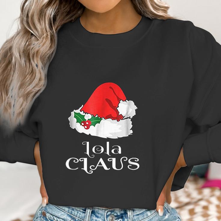 Christmas Lola Claus Matching Pinay Santa Hat Women Sweatshirt Gifts for Women