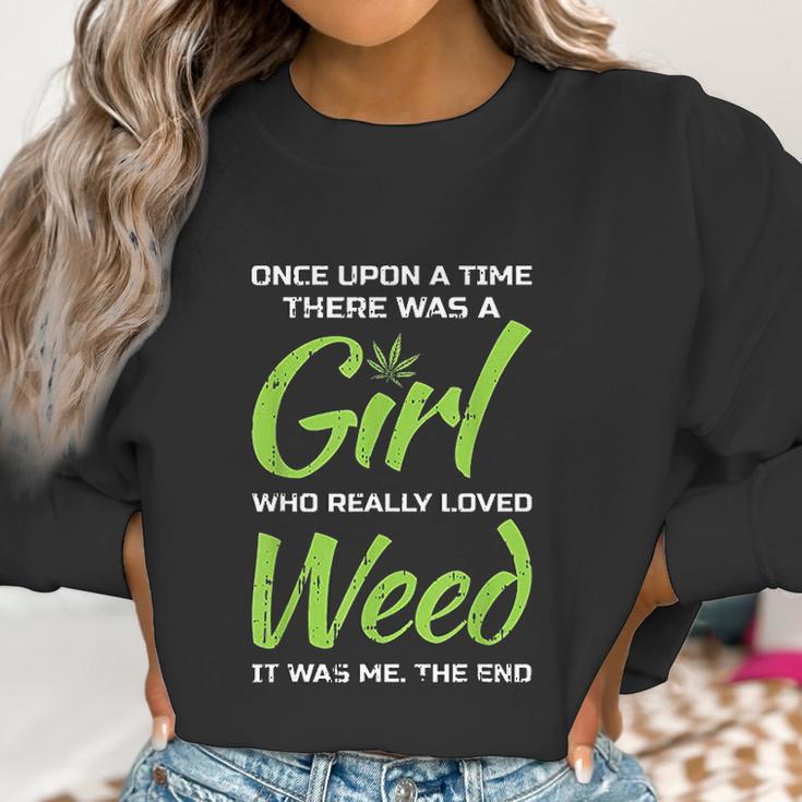 Girl Who Loves Weed Sarcastic Women Sweatshirt Gifts for Women