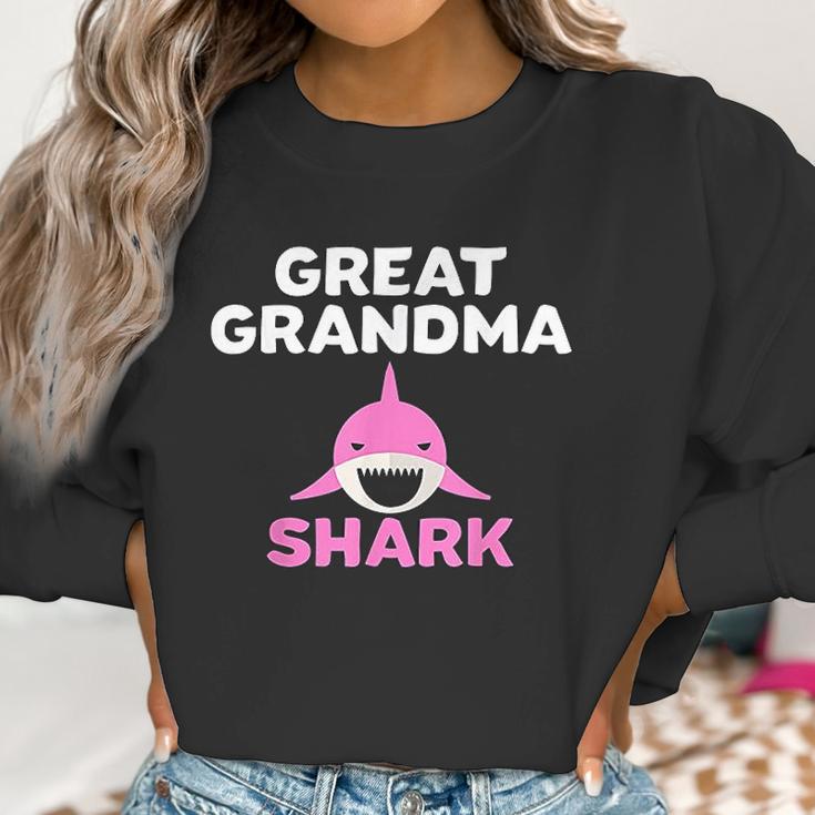 Great Grandma Shark Cute Grandmother Grandparent Gift Women Sweatshirt Gifts for Women