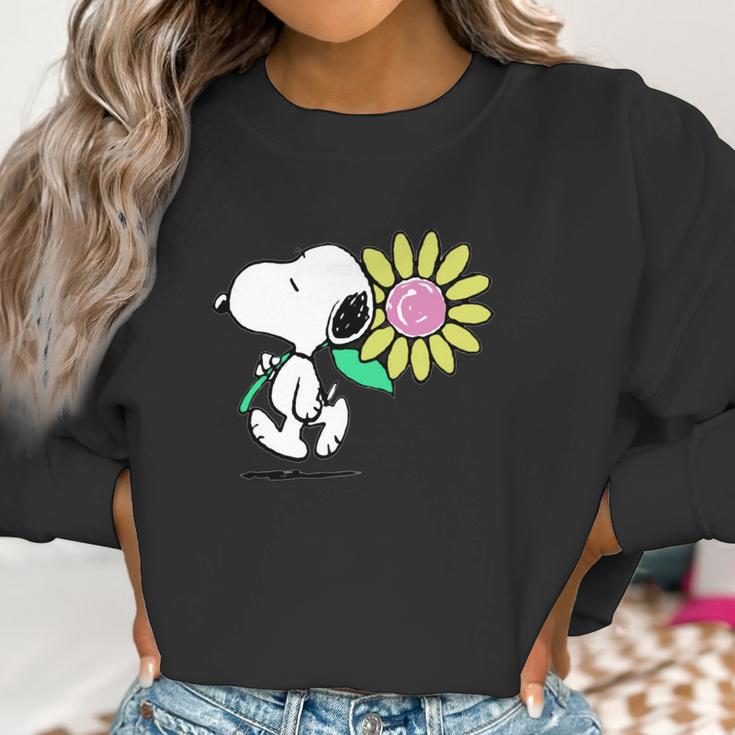 Peanuts Snoopy Pink Daisy Flower Shirt Women Sweatshirt Gifts for Women