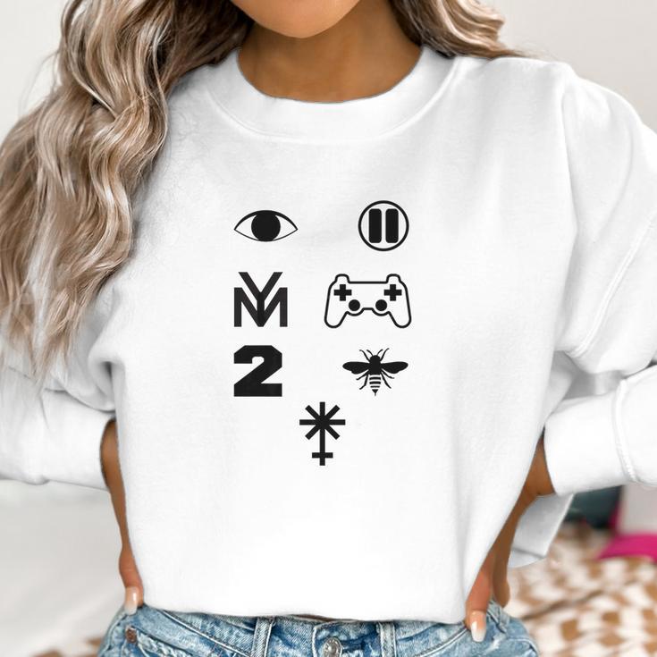 I Pause My Game Two Bee Here Women Sweatshirt Gifts for Women