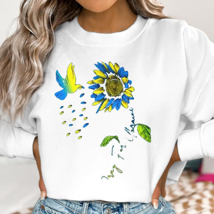 Pray For Ukraine Peace In Ukraine Dovesunflower Ukraine Graphic Design Printed Casual Daily Basic Women Sweatshirt Gifts for Women