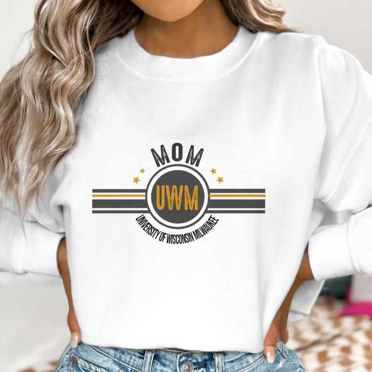 University Of Wisconsin Milwaukee Mom Awesome Family Gift Women Sweatshirt Gifts for Women