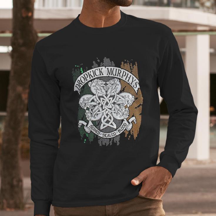 Dropkick Murphys Mens Knotwork Flag Men Long Sleeve Tshirt