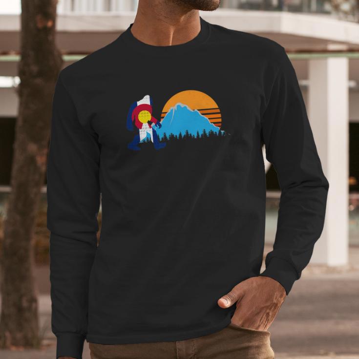 Retro Bigfoot Sun Mountain Colorado State Flag Shirt Gift Men Long Sleeve Tshirt