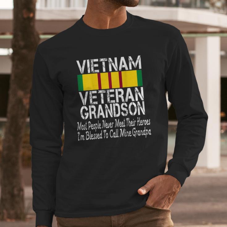 Vintage Proud Vietnam Veteran Grandson Men Long Sleeve Tshirt