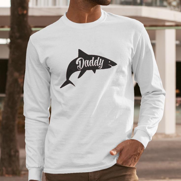 Daddy Shark Cute Funny Family Cool Best Dad Vacation Men Long Sleeve Tshirt