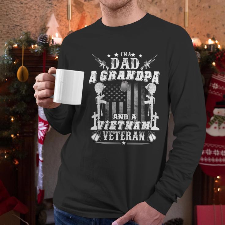 Im A Dad A Grandpa And Vietnam Veteran Graphic Design Printed Casual Daily Basic Men Long Sleeve Tshirt