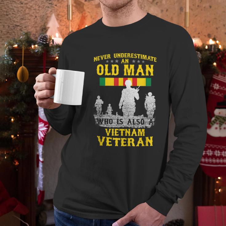 Mens Never Underestimate An Old Man Vietnam Veteran Gift Graphic Design Printed Casual Daily Basic Men Long Sleeve Tshirt