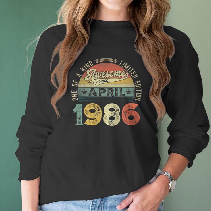 35Th Birthday Decorations April 1986 Men Women 35 Years Old Women Long Sleeve Tshirt