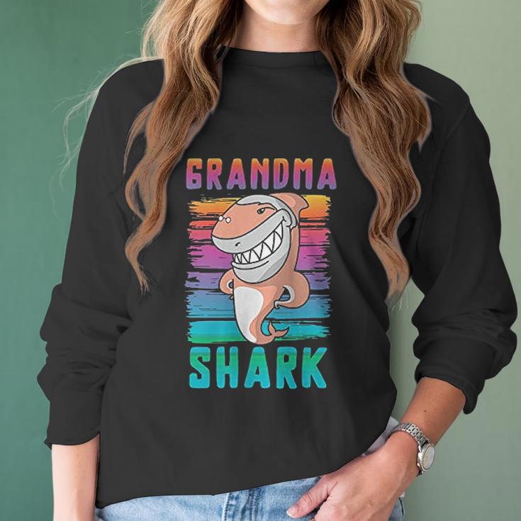 Grandma Shark Funny Retro Vintage Grandmother Women Long Sleeve Tshirt