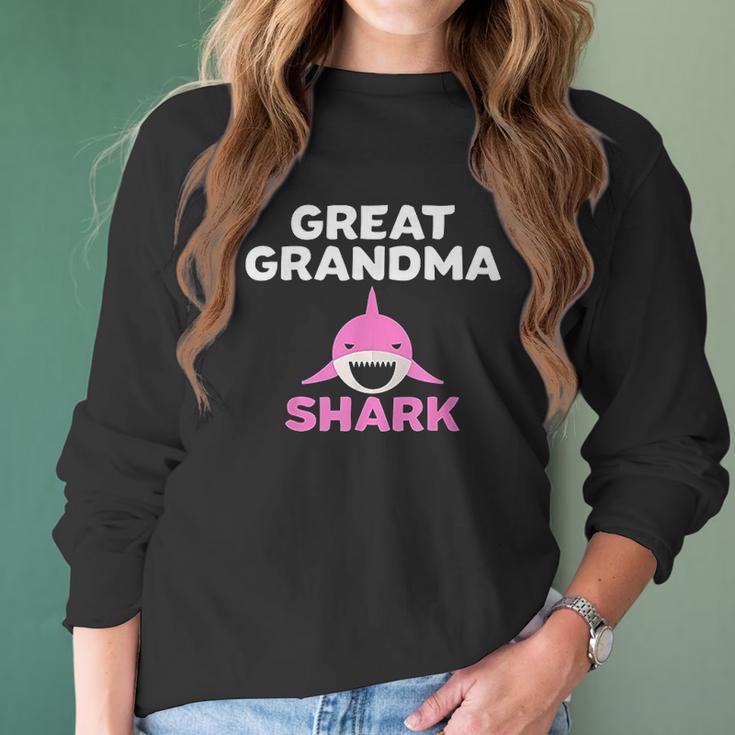 Great Grandma Shark Cute Grandmother Grandparent Gift Women Long Sleeve Tshirt