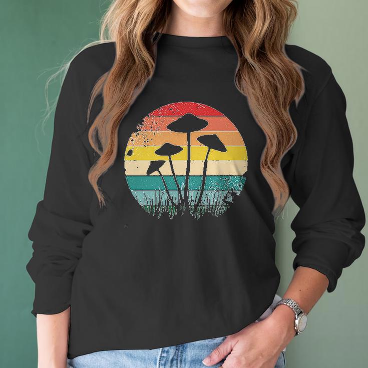 Retro Psychedelic Mushroom Graphic Women Long Sleeve Tshirt