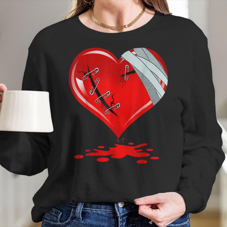 Black Broken Heart Men Women Pastel Goth Valentine Women Long Sleeve Tshirt