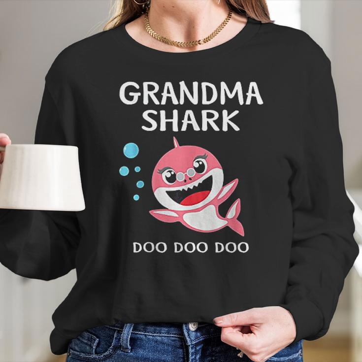 Grandma Shark Doo Doo Halloween Costume Christmas Gift Women Long Sleeve Tshirt