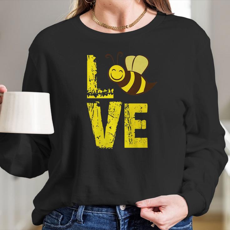 Love Bees Whisperer Beekeeper Honey Pollen Gifts 2 Women Long Sleeve Tshirt