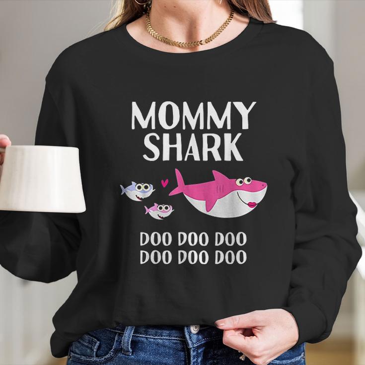 Mommy Shark Doo Doo Gift For Mothers Day Matching Family Women Long Sleeve Tshirt