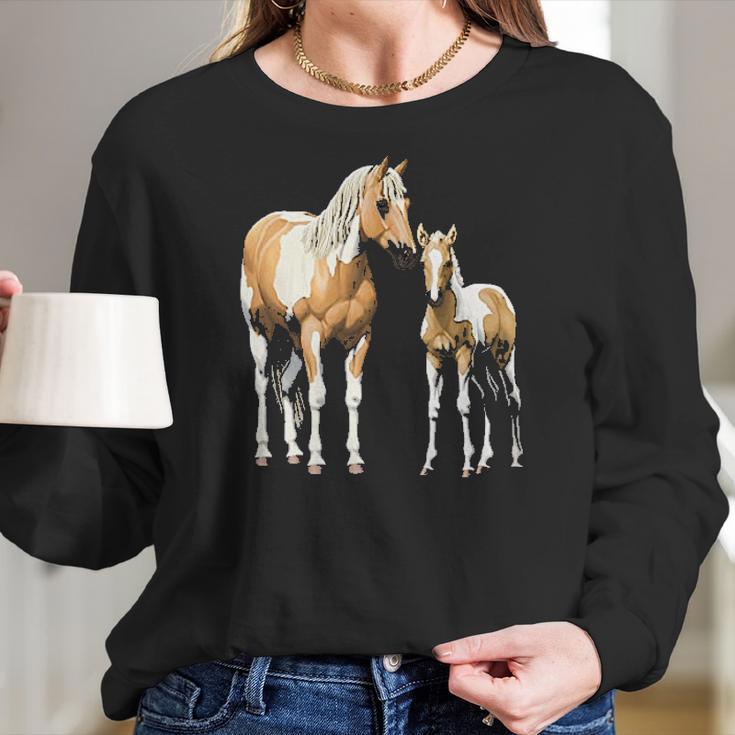 Palomino Pinto Mare Foal Paint Horses Women Long Sleeve Tshirt