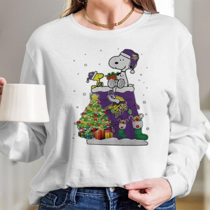 Minnesota Vikings Christmas Tree Women Long Sleeve Tshirt