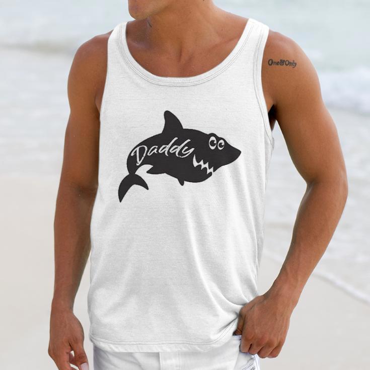 Daddy Shark Cute Funny Family Ocean Beach Summer Vacation Men Tank Top