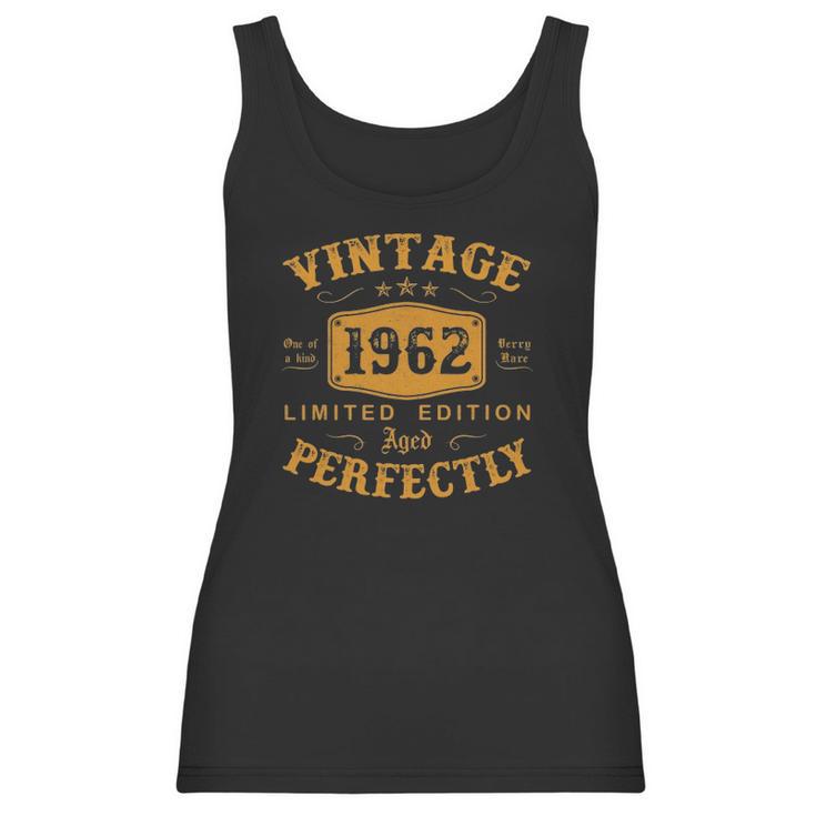 60 Years Old Birthday Gifts Vintage 1962 60Th Birthday Gifts Women Tank Top