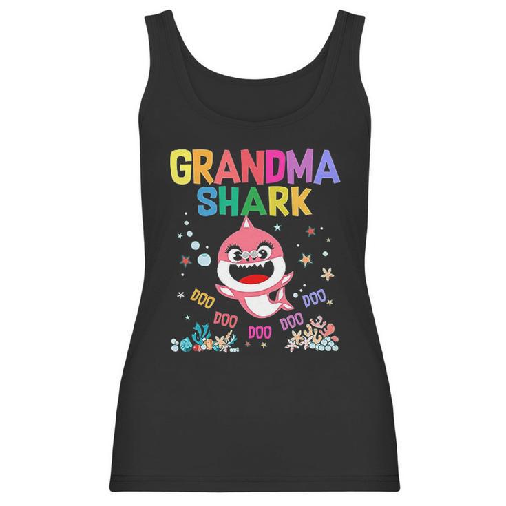 Grandma Shark Funny Mothers Day Cute Gift For Mother Women Tank Top