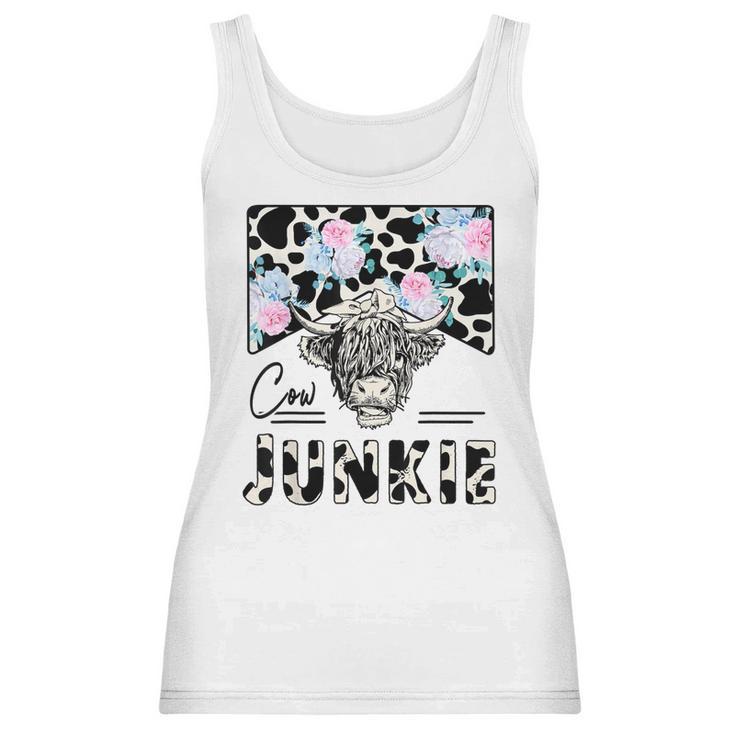 Retro Cow Junkie Highland Cow Floral Western Country Cowgirl Women Tank Top