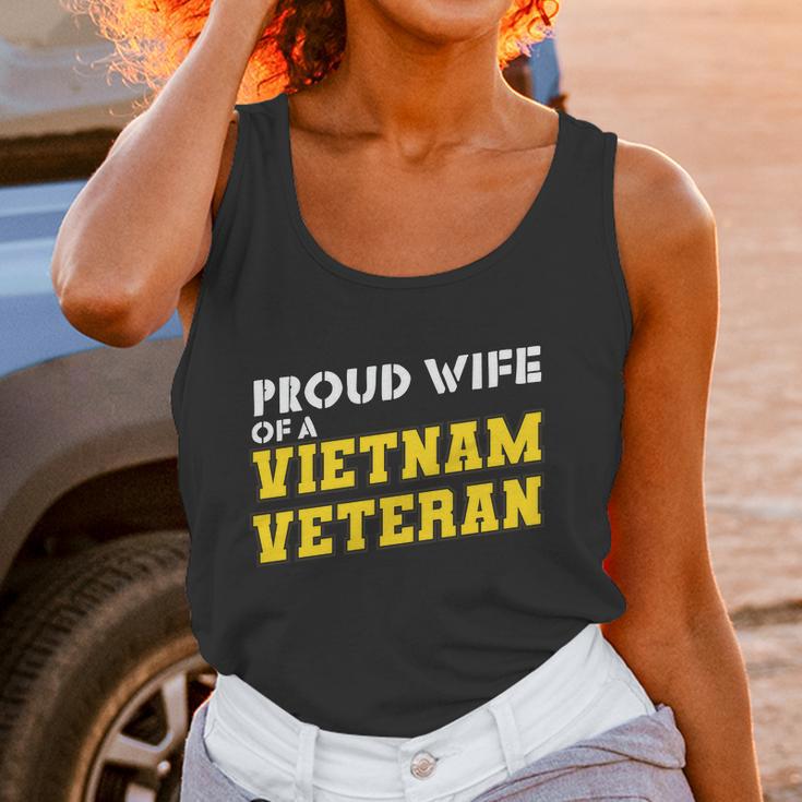 Proud Wife Of A Vietnam Veteran Us Army Veteran Day Graphic Design Printed Casual Daily Basic Women Tank Top