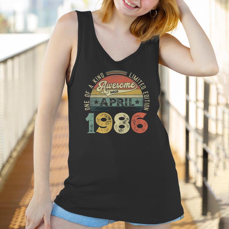 35Th Birthday Decorations April 1986 Men Women 35 Years Old Women Tank Top