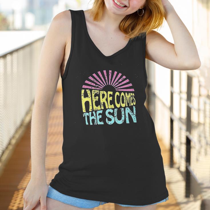 Here Comes The Sun Women Cute Sunshine Graphic Funny Letter Print Women Tank Top